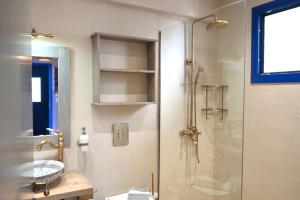 George Suites Stegna