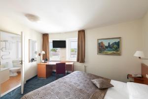 Business Double or Twin Room room in Art City Inn