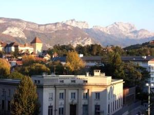 Grand 3 pièces lumineux à 5 mn à pieds de la vieille ville