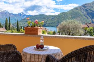 Double or Twin Room with Balcony and Lake View room in Albergo Villa Edy