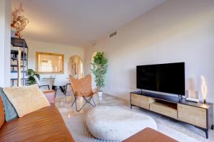 037 Relaxing Sea Views 2 Bed 2 Bath Mijas Calahonda Apt