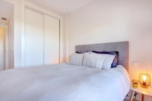 037 Relaxing Sea Views 2 Bed 2 Bath Mijas Calahonda Apt