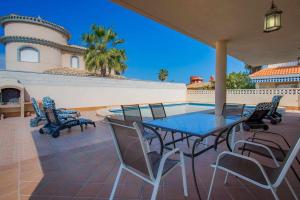 Acogedor Chalet con piscina 2ª Línea del Mar Menor