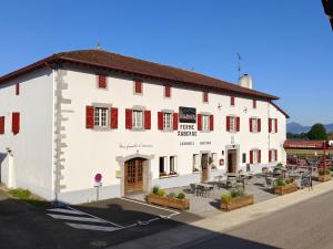 Hotels Ferme Auberge Ibarnia : photos des chambres