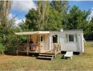Campings Camping 3 etoiles - Piscine - eehcdh : photos des chambres