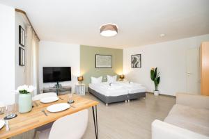 Ruhige Ferienwohnung mit Terrasse am Rande von Würzburg