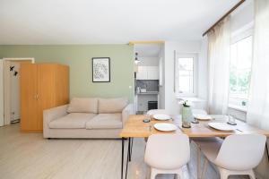 Ruhige Ferienwohnung mit Terrasse am Rande von Würzburg