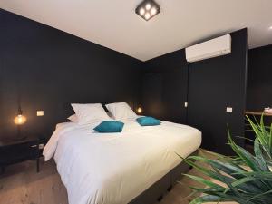 -1331- Chambres à louer