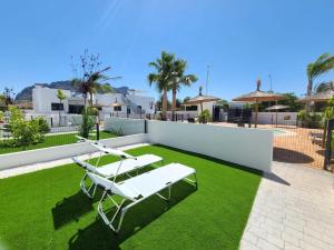 Bungalow Hidden Paradise, cerca de la playa Deveses