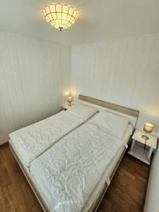 Wohnung 2 - G Pape - schöne Terassenwohnung mit sep Ankleidezimmer, kostenloses WLAN, Longstay Rabatt, Nähe Dünenpark