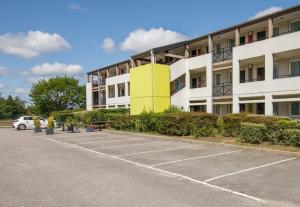 Hotels B&B HOTEL Moulins : photos des chambres