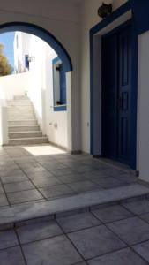 Cycladic Relaxation Corner