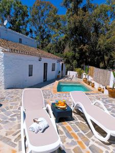 Cortijo Eucalipto Nerja 2