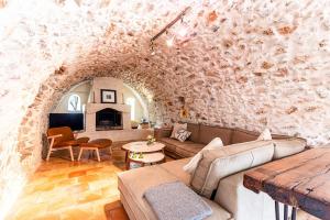 Villas #47 17th Century House Pool, Parking, Sauna, Petanque, BBQ : photos des chambres