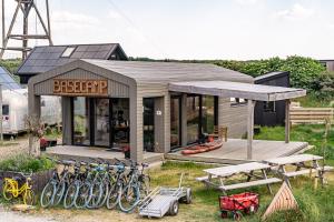 Basecamp Tiny House Eco-resort IJmuiden