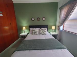 1 On Sonnet Unit Mia