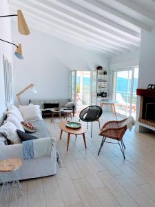 Villas Superb sea view villa with pool and big garden : photos des chambres