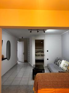 West of Preveza Luxury Jacuzzi Apartment