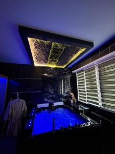 Le Prestige Spa jacuzzi et sauna traditionnel
