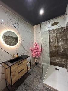 Le Prestige Spa jacuzzi et sauna traditionnel