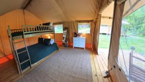 Your Peaceful and Cozy Lakeside Glamping Hideaway