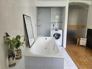 Riverside stay & Castle view Aapartment Mara Tour As Ljubljana