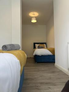 2 Bed Apartment Near Gatwick