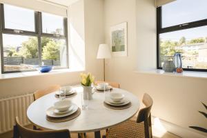 The Old Schoolhouse River View