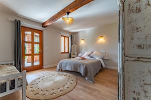 B&B / Chambres d'hotes O DOMAINE DU ROUSSILLON : photos des chambres
