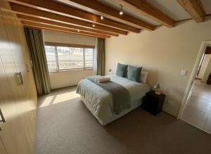 Eumbo CBD Self Catering