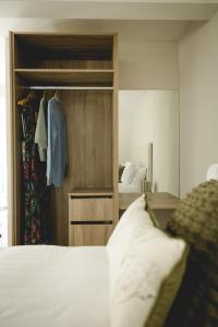 The Old Schoolhouse - Castle View