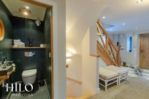 Chalets A great chalet for 4 people with Jacuzzi : photos des chambres