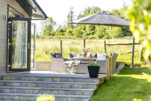 Bramble Lodge, 12 Roadford Lake Lodges