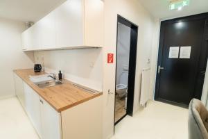 Lima Apartment - Free Parking, Near City Center