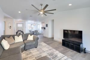 Putting Green, Pool Access Lake Havasu City Home!