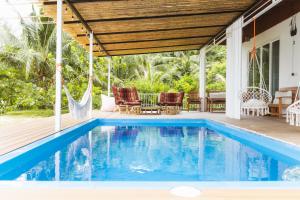 Beachfront 2BR Villa w Private Pool