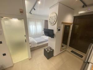 Neos Kosmos Living Space