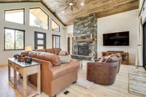 Torreon New Build w/ Deck & Outdoor Entertainment