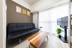 Hotel Namba East 703