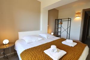 Appartements T3 Cabine, vue mer, piscine chauffee, plage : photos des chambres