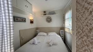 Cabane du Pêcheur, maison avec extérieur