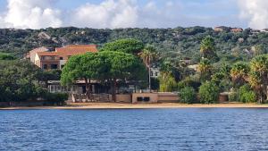 Appartements T3 Cabine, vue mer, piscine chauffee, plage : photos des chambres