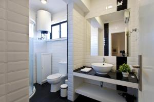 APOSENTUS - The First