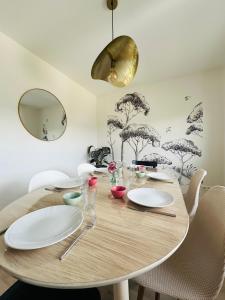 Maisons de vacances L-Antre-Deux Maison 3 chambres avec jardin : photos des chambres