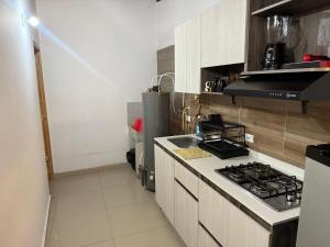 Hermoso y lujoso apartamento con excelente ubicación