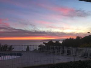 Superb Studio with incredible view and pool