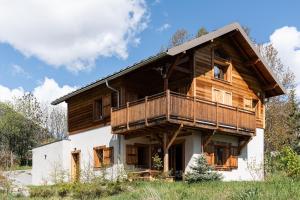 Chalets Serre Chevalier magnifique chalet : photos des chambres