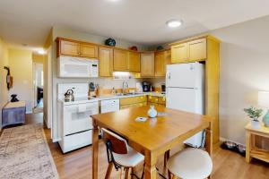 Neskowin Nautical Nook