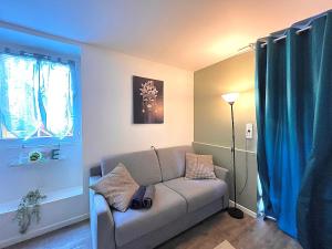 Appartements Joli T1 avec terrasse proche des Thermes : photos des chambres