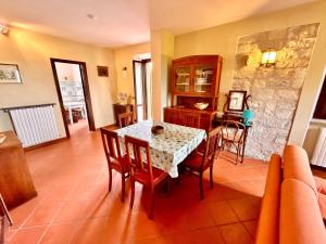 Sabina Trilo Sirolo, in centro con posto auto